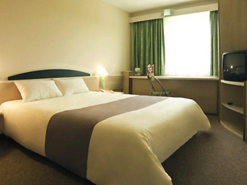 ibis Hotel Berlin Spandau Buitenkant foto